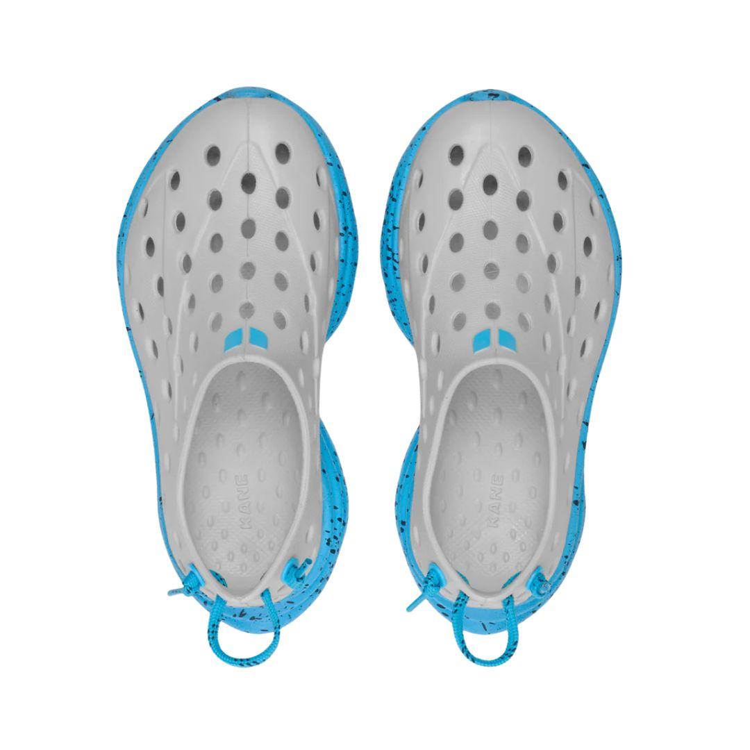 Kane Revive Kids Active Recovery Shoes - Foggy Gray/Highlighter Blue